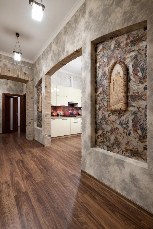 Historic Apartment Sofia In The Old Town Лвив Екстериор снимка